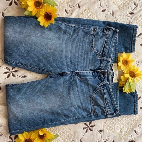 Abercrombie and Fitch Skinny Jeans - Picture 3 of 4